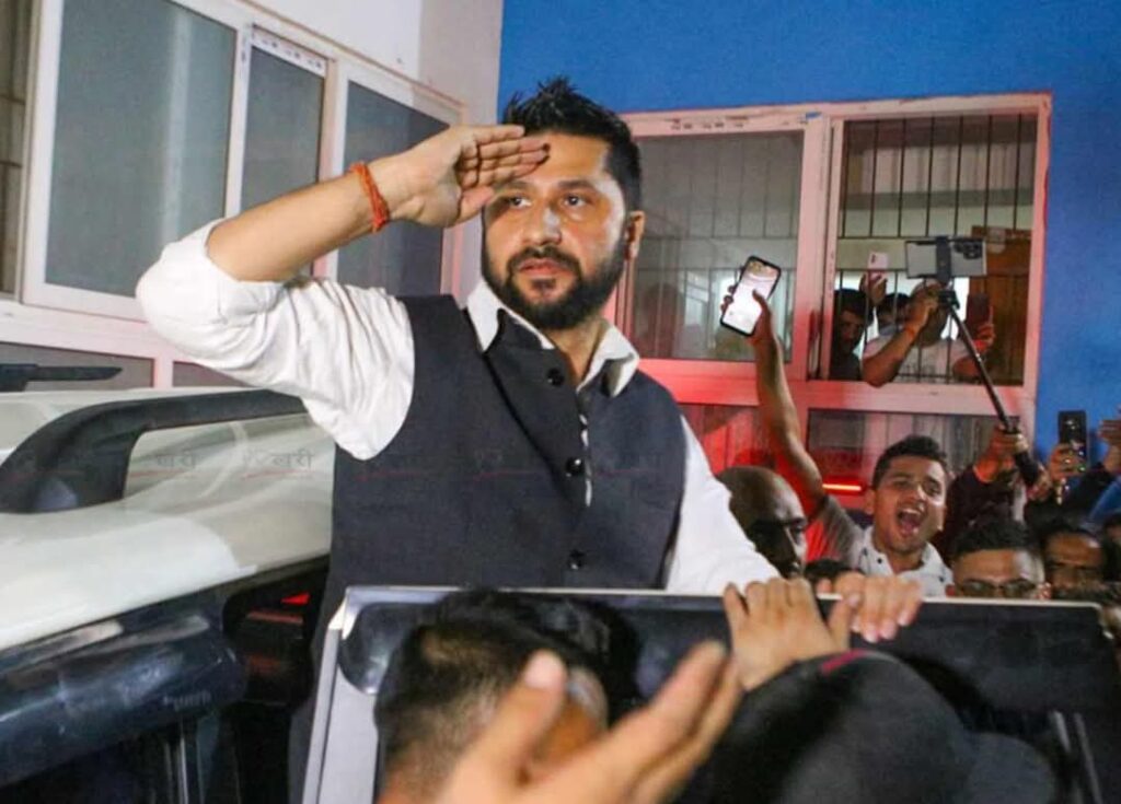 सूर्यदर्शन सहकारी प्रकरण: रवि लामिछानेसहित सातै जना धरौटीमा रिहा