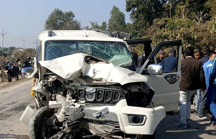 मकवानपुर दुर्घटना: एकजनाको मृत्यु, १३ जना घाइते