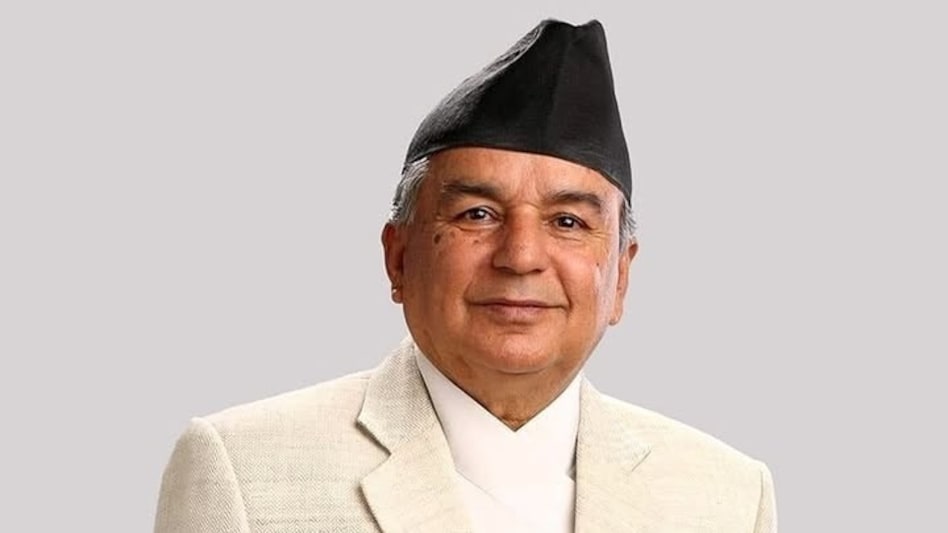 राष्ट्रपति पौडेल स्वास्थ्य परीक्षणका लागि मनमोहन अस्पतालमा भर्ना